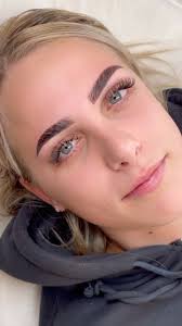 When she likes her brows dark and defined 🫡, Lamination, dye and sculpt  📏🎨🖌️, @lashglouk lamination , @infinityhybridtint aqua drops, 🔑, -, -,  #brows #browshaping #browsonfleek #eyebrows ...