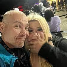 Maribeth Carrillo's Instagram, Twitter & Facebook