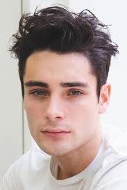 Discover 9 Haircuts ideas