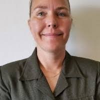 Lisa Mercier's Instagram, Twitter & Facebook