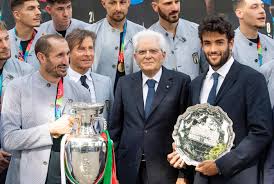Australian open fanden vom 8. Italiens Prasident Empfangt Em Sieger Und Wimbledon Finalist Berrettini
