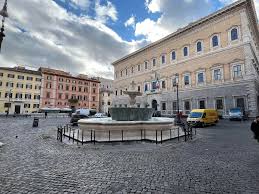Squares begin to be scaffoldings-free eventually. Here Piazza Farnese done  100%, and Piazza Navona almost done. Day after day Rome is showing back the  best in perfect shape! Book now your stay