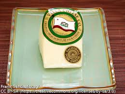 It's normally aged two weeks to a month. Monterey Jack Milder Kuhmilchkase Aus Kalifornien