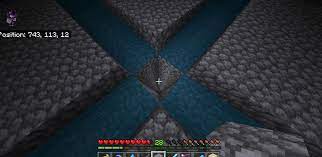 Many bedrock mob farms are much worse than their java counterparts and thus need to be supplemented with the looting enchantment. Minecraft Bedrock Edition Mob Grinder No Genera Mobs
