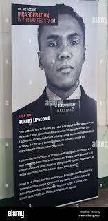 Robert Lipscomb's Instagram, Twitter & Facebook