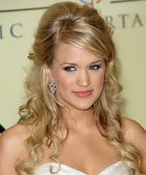 The tips are slightly twisted and short wavy hair generates a. 33 Carrie Underwood Hairstyles Hair Cuts And Colors