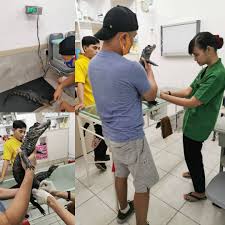 Pet assure saved us hundreds of dollars on my rescue dog's luxating patella surgery and we were able to get high quality care at a hospital that accepted the. Pet Care Vet Ampera Photos Facebook