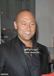 Derek Sampson's Instagram, Twitter & Facebook