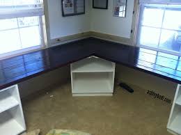 Pin By Angie Polito Tamargo On Home Office Re Do Diy Corner Desk Diy Desk Plans Diy Office