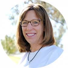 Janet Clements's Instagram, Twitter & Facebook