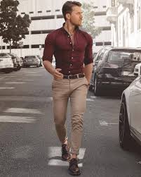 5 Khaki Chinos Outfits For Men Khaki Chinos Outfits Mensfashion Streetstyle In 2020 Modern Mens Fashion Formal Mens Fashion Mens Fashion Casual Outfits