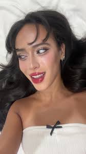 I'M OBSESSED WITH THIS SONG AGHHH😩 #iglookissoflife #kissoflife #make...