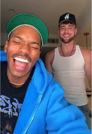 Harry Jowsey and Carter Gregory Kiss