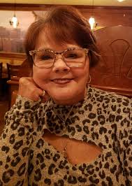 Couple pays for family's dinner at Bahn Thai