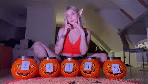 lit1le kitty Halloween Giveaway The rules are simple 1 Tip me 15 2 Te  3065490919 ( 12.8 MB )