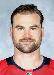 Player photos for the 2010-11 Moose Jaw Warriors at hockeydb.com