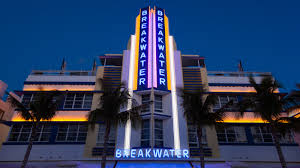 While many of the art deco buildings in miami beach focus on horizontal lines, the cavalier bucks this trend by going for a more vertical style. 7 Of The Best Art Deco Buildings In Miami Architectural Digest