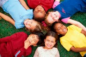 Resultado de imagem para imagens de vária crianças