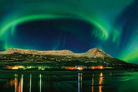 Hunting For The Northern Lights In Iceland Here S Your Guide To Know The Best Time To Vi Northern Lights Tours See The Northern Lights Northern Lights Iceland