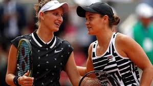 K jeho osvojení přispěla spolupráce s jedním z prvních trenérů janem fuchsem, jenž ho rovněž praktikoval. Vondrousova Po Finale French Open Nemela Jsem Co Hrat Ale Nemam Si Co Vycitat Aktualne Cz