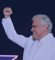 Jorge es un nombre masculino en español y portugués.en occidente, el nombre se conoce a partir del siglo xi a raíz de las cruzadas.el nombre se extendió debido a la popularidad de san jorge y su leyenda áurea, muy extendida en las cortes europeas del siglo xiii. Inicio Jorge Baron Ortiz El Show De Las Estrellas