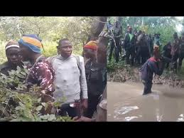 This is yet another deliberate act of provocation by the fulani caliphate. Chief Sunday Igboho Risk His Life Enter Deep Forest Sea To Fight Herdsman In Oyo State Youtube