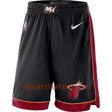 From the ftx arena for miami heat games and major concerts, to the adrienne arsht center for the performing arts for touring broadway productions and symphony performances, there's always a concert or theatrical event to catch while you're in town. Nba Miami Heat Herren Shorts Schwarz 2018 19 Nike Swingman