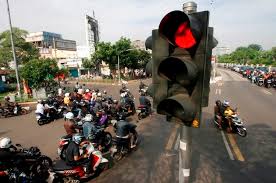 Google indonesia membuka lowongan untuk bekerja di perusahaan mereka di jakarta, untuk melihat loker yang tersedia dan melamar pekerjaan silahkan menuju ke halaman lowongan di. Jadul Keren Hari Ini Lampu Lalu Lintas Pertama Kali Dipasang Di Dunia Awalnya Bukan Buat Atur Motor Motorplus