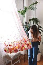 A fit and flare covered in cheerful daisies from maison jules, only at macy's, makes running errands a bit more fun. Add Pretty Flowers To The Bottom Of Your Curtains To Create A Decorative Touch Hot Glue The Flowers In Rideaux Faits Maison Idee De Decoration Couture Rideaux