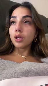 bella (@bellaparisio)’s videos with SHAKE SUMN