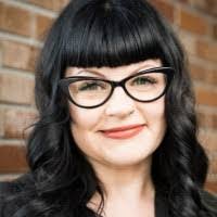 Tabitha Bowling's Instagram, Twitter & Facebook