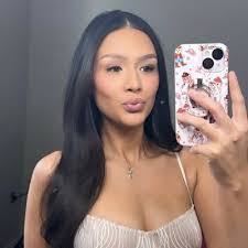 Ariana Ochoa's Instagram, Twitter & Facebook