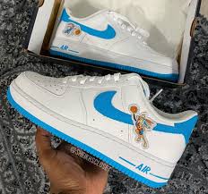 The film was produced by ivan reitman and directed by joe pytka, with tony cervone and bruce w. Nike Air Force 1 Low Space Jam Release Date 2021 Sole Collector