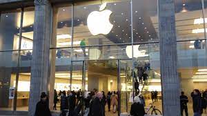 Moia in hamburg & hanover travel more ways to shop: Apple Stores Mehr Und Hoher Hinaus Iphone Fan