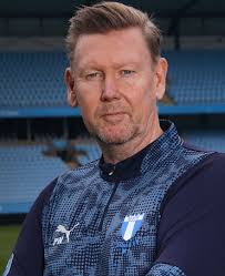 Malmö FF förlänger kontraktet med Samuel Adrian