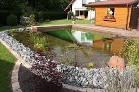 Schwimmteich Bei Bielefeld Mielke S Naturbadeteich Schwimmteich Wasserspiel Garten Naturschwimmbecken