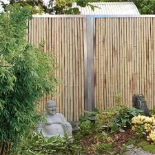 Ich habe bambusstöcke in verschiedenen längen und. Bambusrohre Bambus Und Granit Fur Haus Und Garten