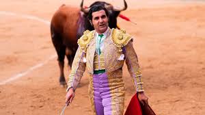 Morante se retira inesperadamente tras cortar dos orejas y salir por la  puerta grande en Las Ventas