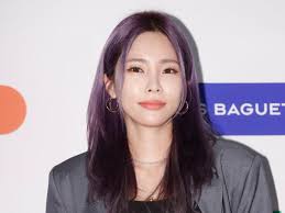 Bestelle dir jetzt die ep vol.7 'happen' von heize. Vincenzo Actor Song Joong Ki To Make An Appearance In P Nation S Soloist Heize S Upcoming Release Pinkvilla