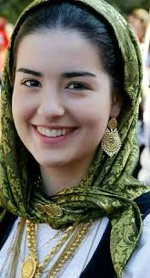 Ako sam Vam lijepa...ostavite komentar..😍