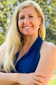 Tracy Schroeder's Instagram, Twitter & Facebook