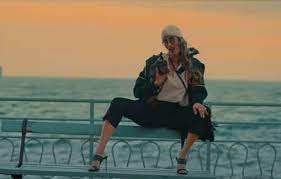 «forse l'ho preso al ristorante, tutti senza mascherina. Senorita La Hit Di Clementino E Nina Zilli Con Il Video Girato Tra Boccadasse E La Passeggiata Di Nervi Genova 24