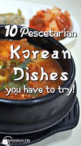 Korean Food Is Spicy Healthy And Delicious Everyone Knows About Korean Bbq And The Famous Spicy Fried Chicken But What About Korean Dishes Food Korean Food