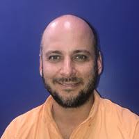 100+ perfiles de «Xavi R»