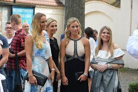 Grand slam she didn´t win any grand slam title, but she will 😉 favorit tournament she said the roland garros is her favorite tournament and her favorit host city is paris. Grigor On Twitter Carowozniacki And Angeliquekerber At Aga Radwanska S Wedding