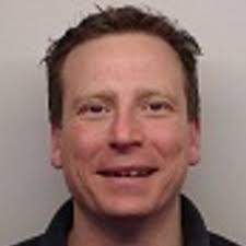 Phillip Wright (@MonkeyPuzzleIT)