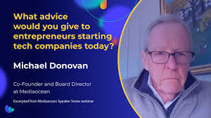 Deborah Wahl's Instagram, Twitter & Facebook