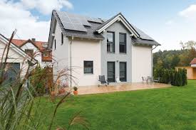 Unser calvus 530 modell wartet mit 3 großen zimmern sowie einem extra lichtintensiven erkerzimmer im obergeschoss auf. Fertighaus Ubersicht Ihr Traumhaus Von Wolf Haus