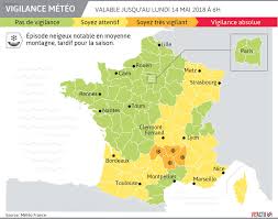 Bulletin d'enneigement pour le massif central par station (super lioran, super besse, mont dore, chastreix.) relevé des hauteurs de neige moyennes en haut et en bas des pistes dans les principales stations de ski du massif central. Neige En Mai Quatre Departements Du Massif Central Places En Vigilance Orange