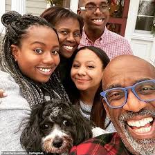 Al's daughter, courtney, just got married, and the host himself has been married to fellow journalist deborah roberts since 1995. Al Roker S Daughter Courtney Gets Engaged And The Today Show Star Could Not Be More Thrilled Daily Mail Online